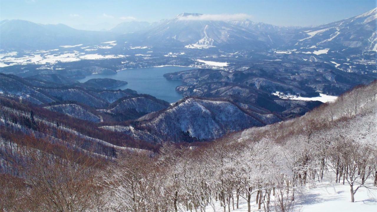 Blueberry Pension Madarao Iiyama Exterior photo